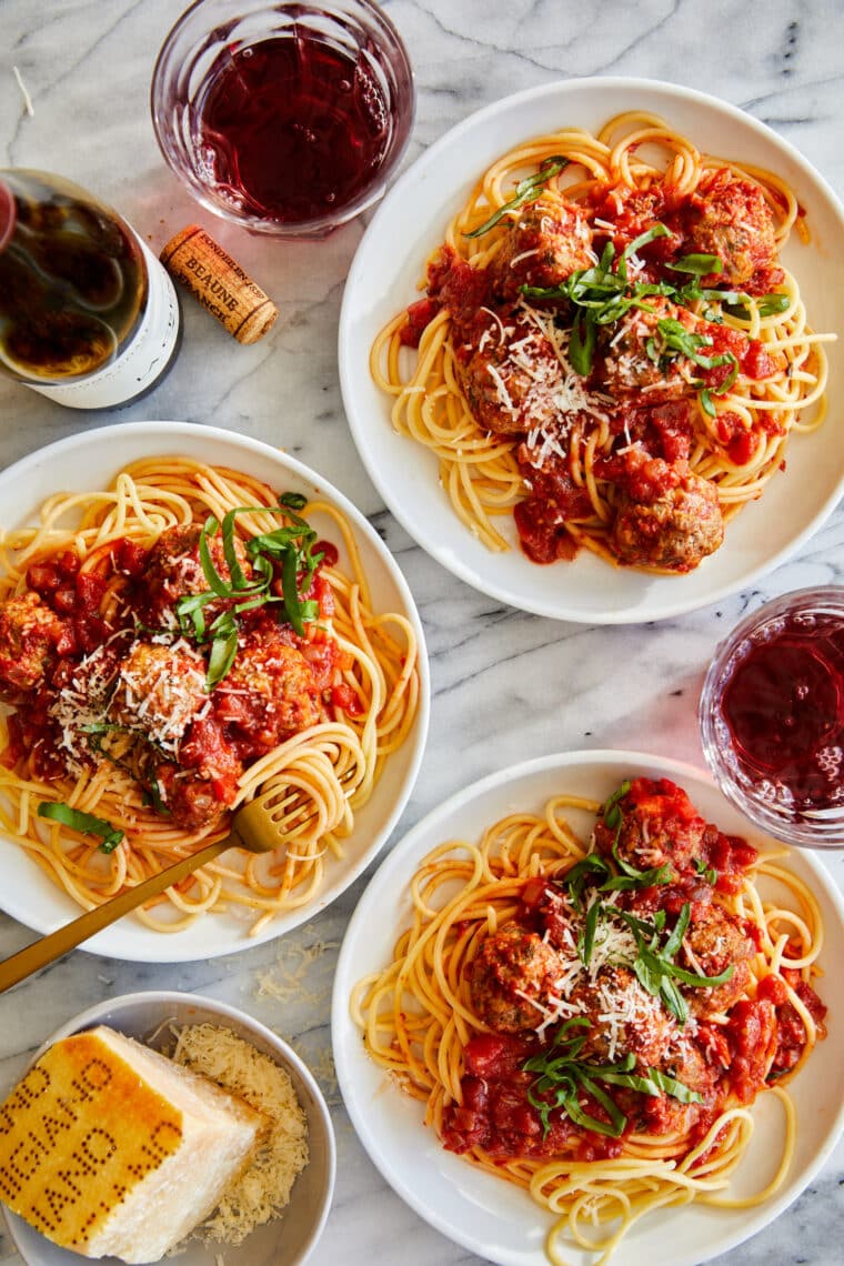 Classic Spaghetti and Meatballs - Classic, simple, no fuss dinner here with the most tender and juicy homemade meatballs and spaghetti sauce!