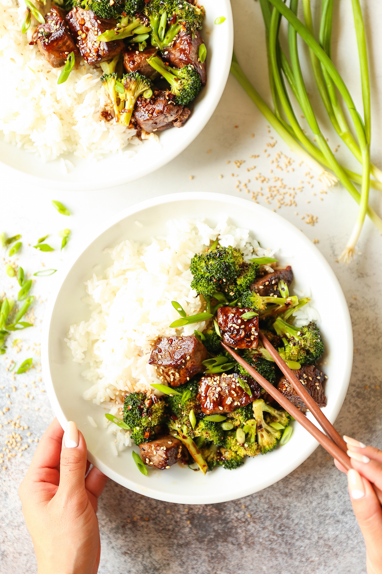 Sheet Pan Beef and Broccoli - Say hello to the easiest beef and broccoli of your life! No fuss, less dishes, yet it's 10000x better than take-out. Win-win!